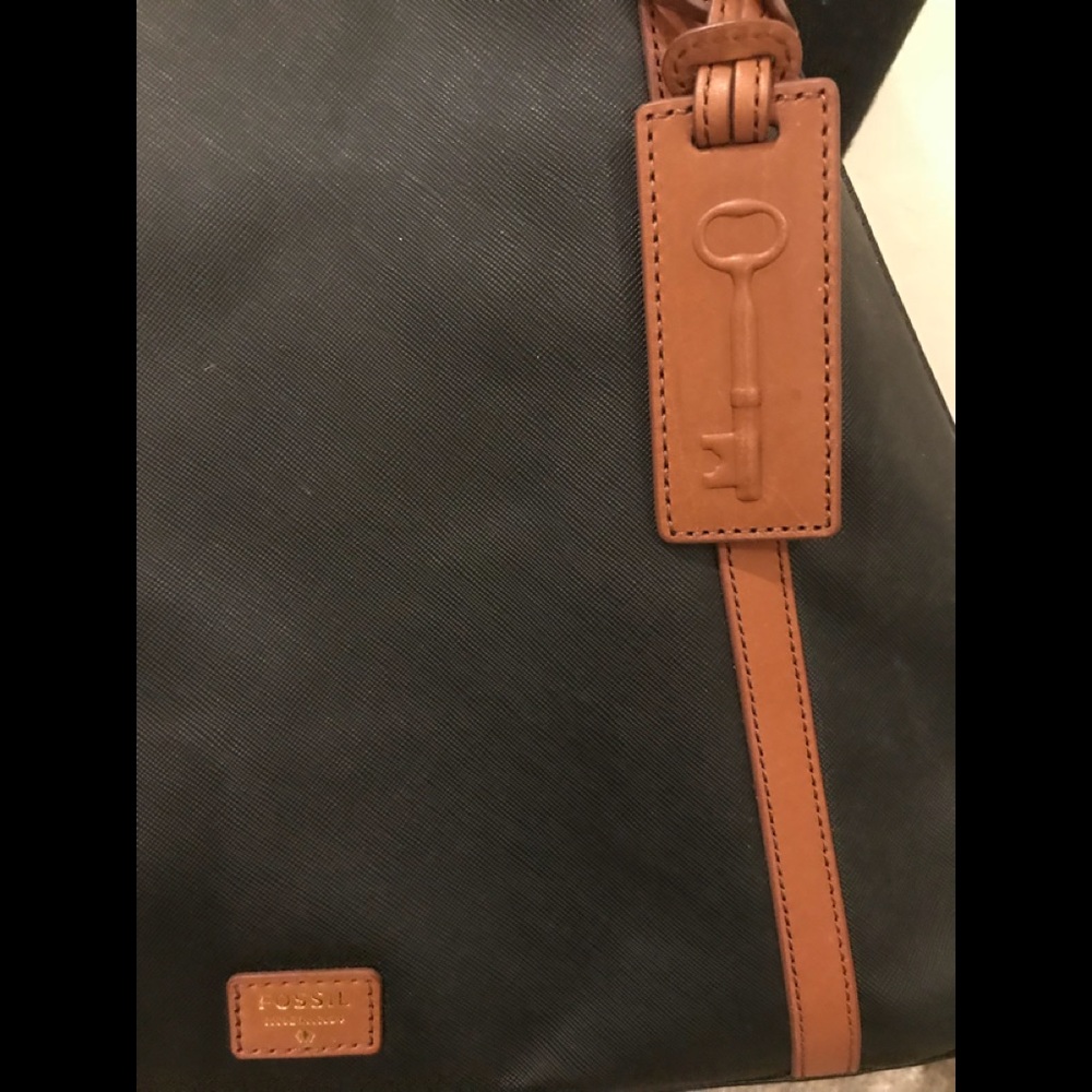 NEW FOSSIL Expandable 2Tone Tote - Picture 2 of 8